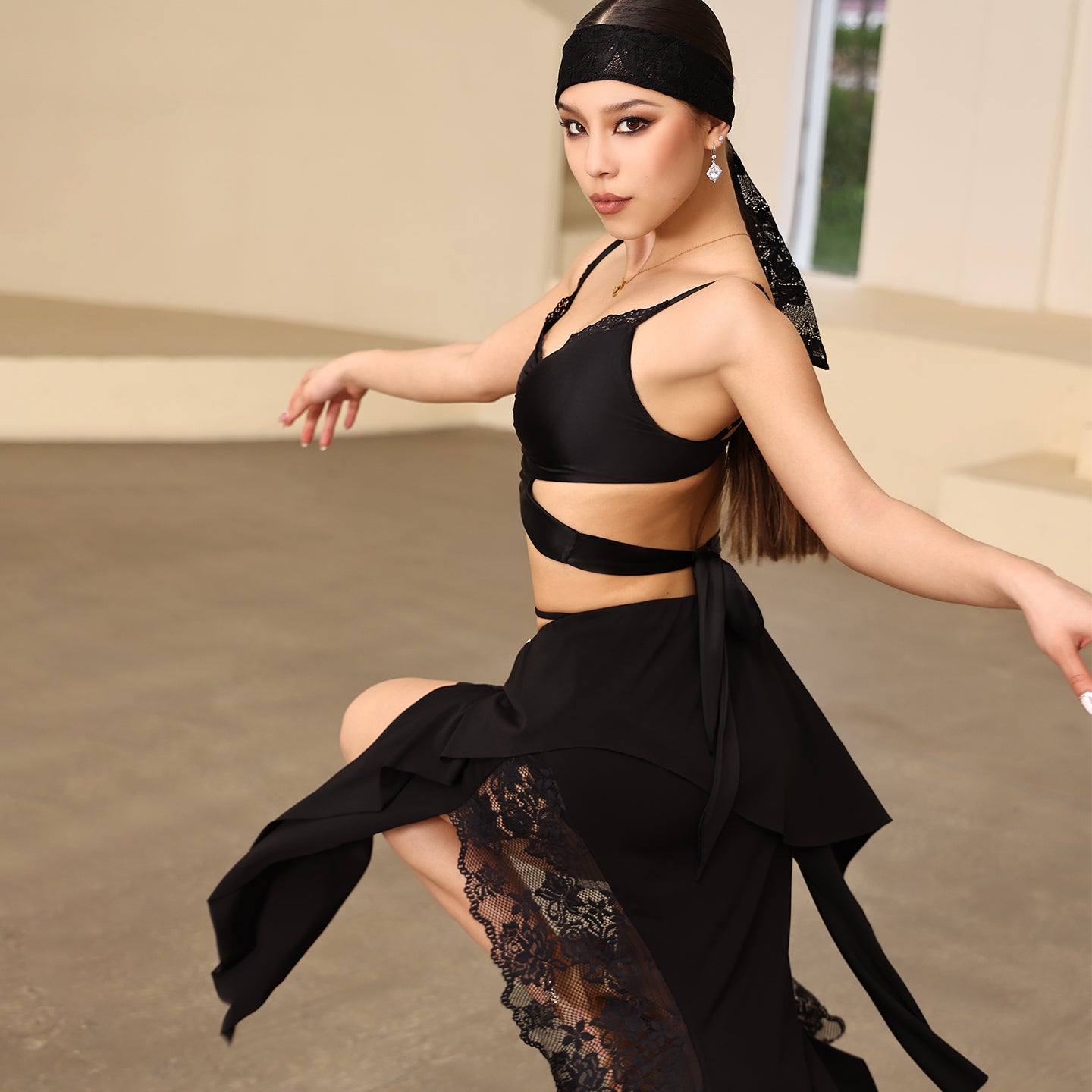 UDANCE Wholesale High Quality Sexy Lace Ladies Camisole Practice Latin Dance Wear Crop Top Performance Bra for Women Sports Bra A13
