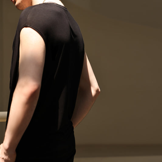 UDANCE Professional Stage Performance Clothing Men's Practice Clothes Top Tee V-neck T-shirt Breathable Loose T-shirt for Men A24