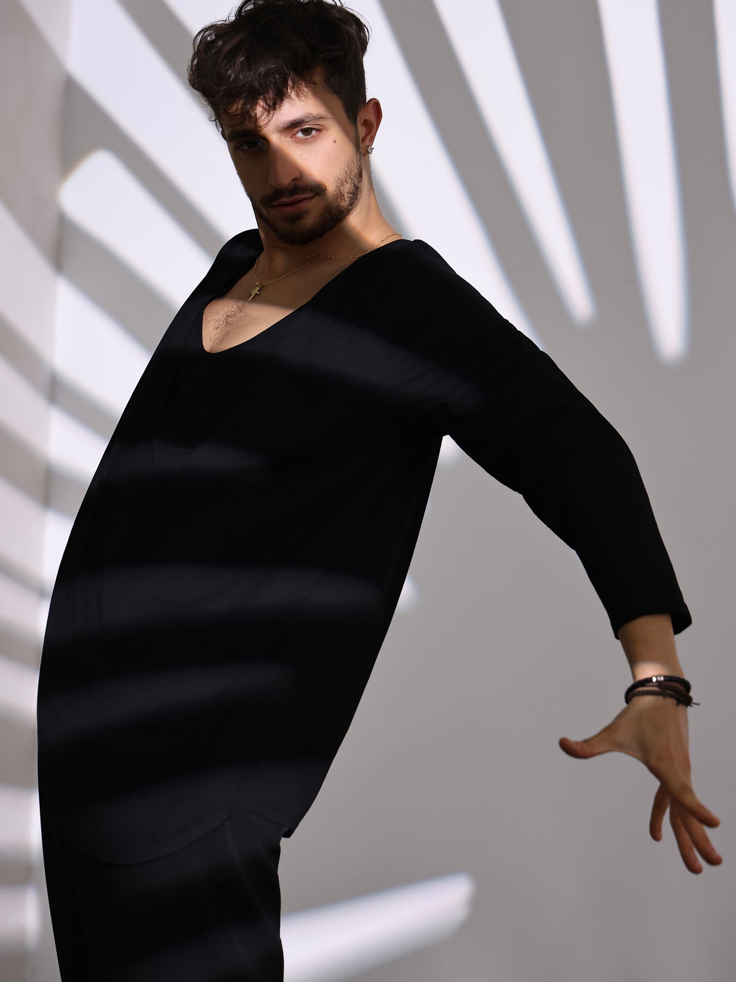 UDANCE Men's Clothing Long Sleeve T-shirt U Collar Latin Dancewear Performance Practice Top Breathable Activwear Top for Men A54