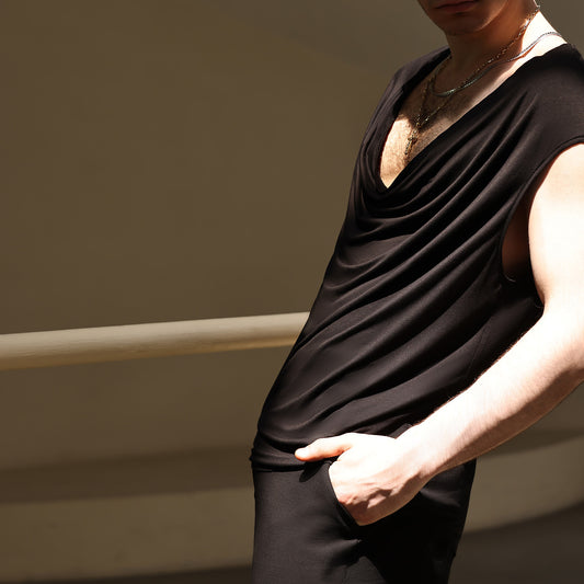 UDANCE Professional Stage Performance Clothing Men's Practice Clothes Top Tee V-neck T-shirt Breathable Loose T-shirt for Men A24