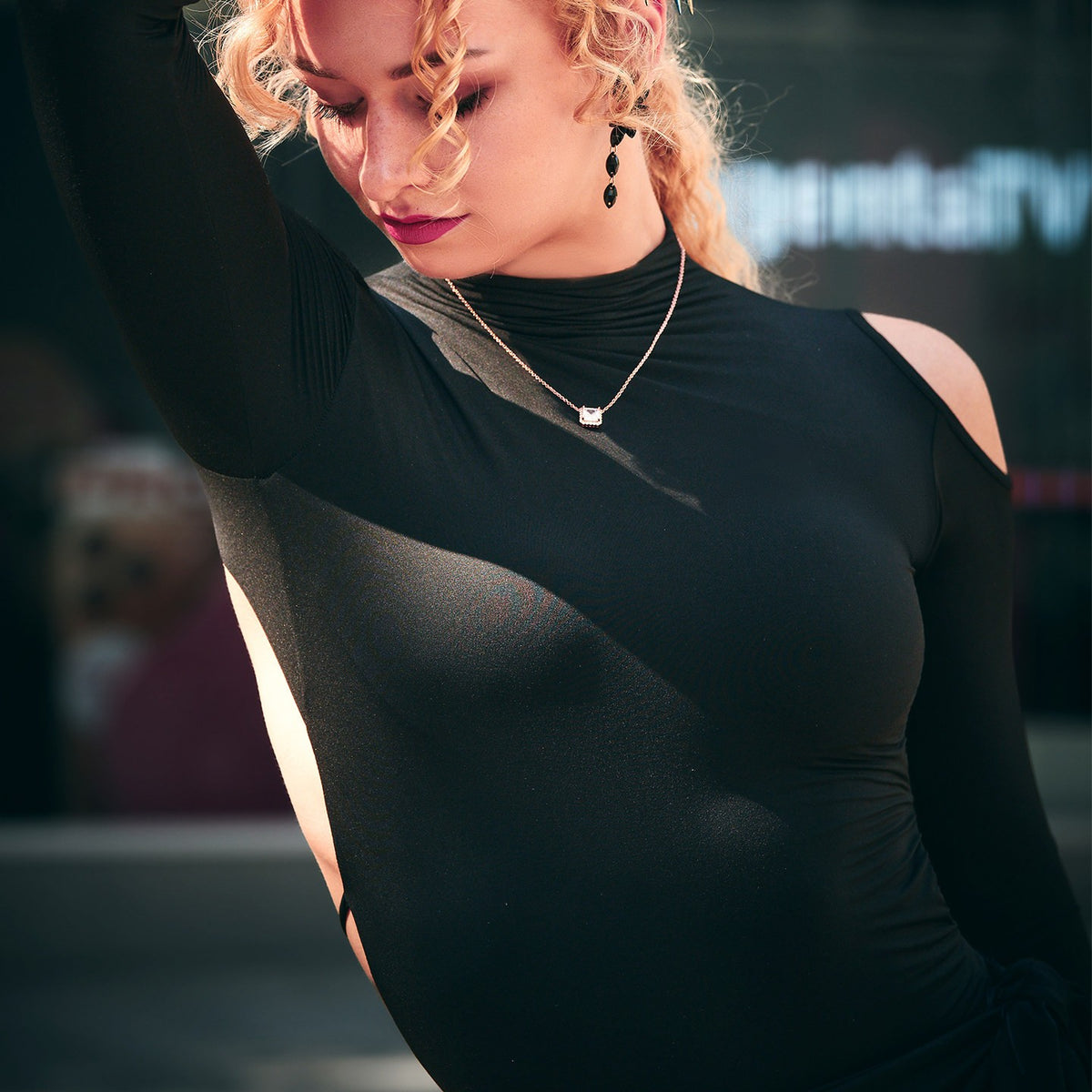 Udance Advanced Latin Dance Top Women's New Dance Dress Long Sleeve Shoulder Leakage High Elastic Body Dress A139