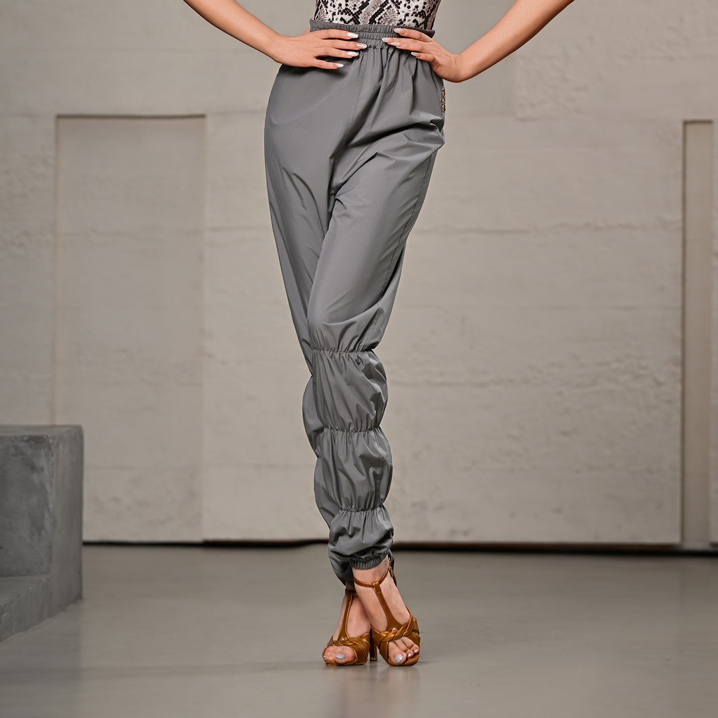 UDANCE Latin Dance Teacher's New Dance Sweatpants A109