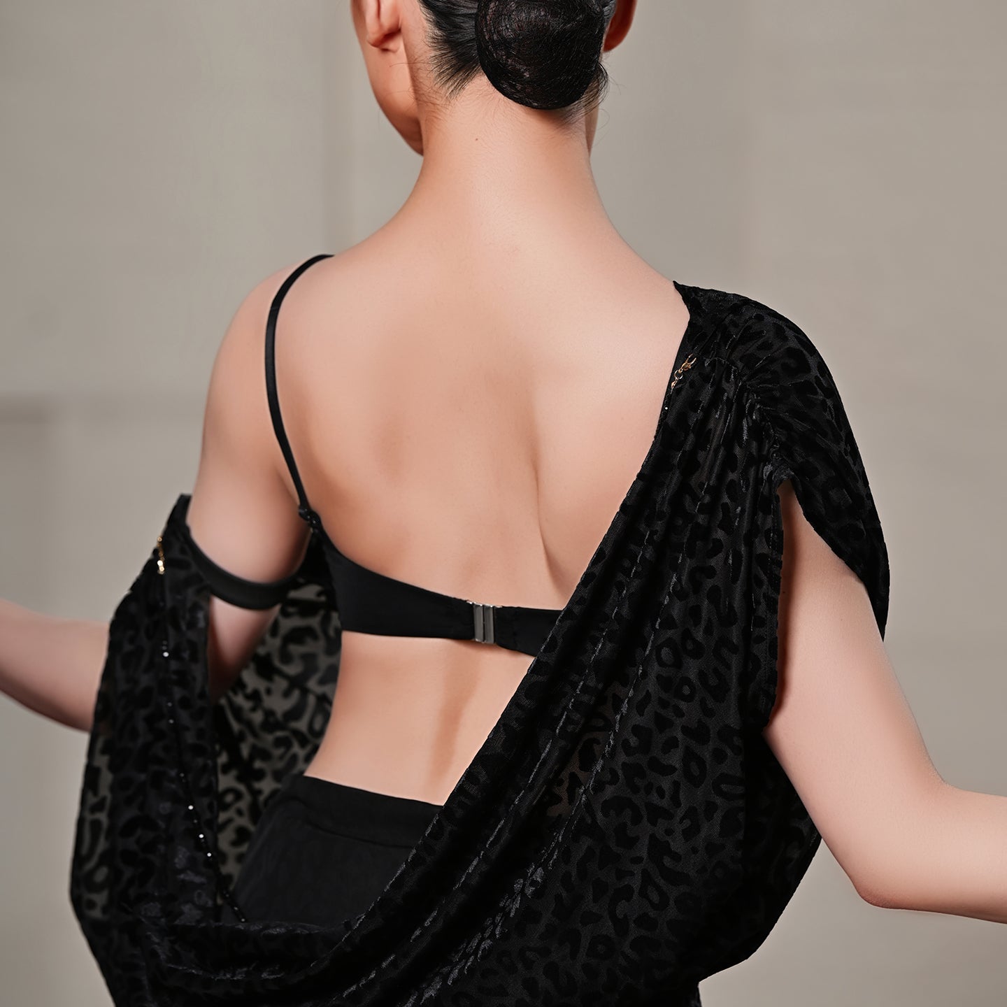 UDANCE Latin dance practice clothes, dance clothes, female adult new clothing, dance clothes set, new dress A115